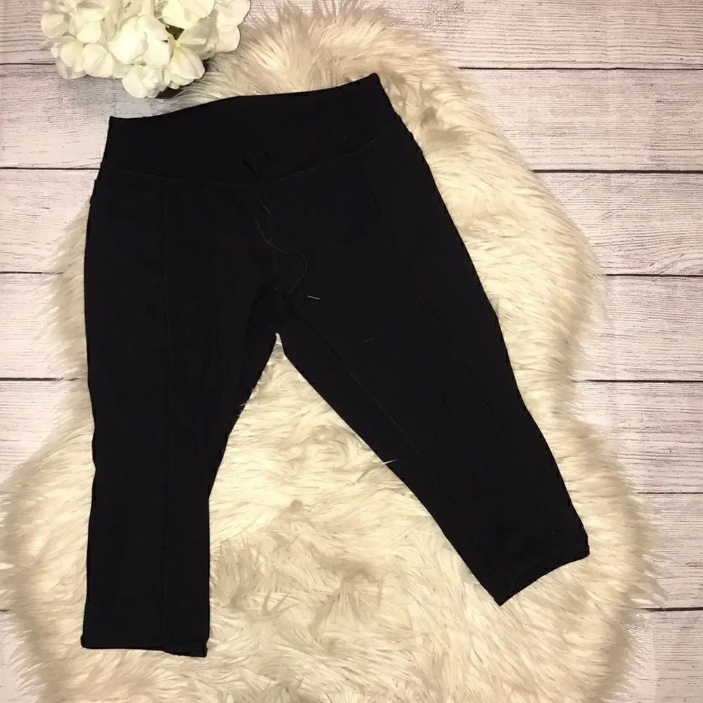 Lululemon Black Drawstring Bermuda Capri Shorts
